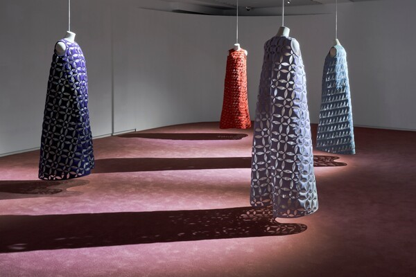 ‘제이든 초’의 조성민 디자이너가 알칸타라로 의상 작품 4종을 제작했다. ⓒ알칸타라 제공